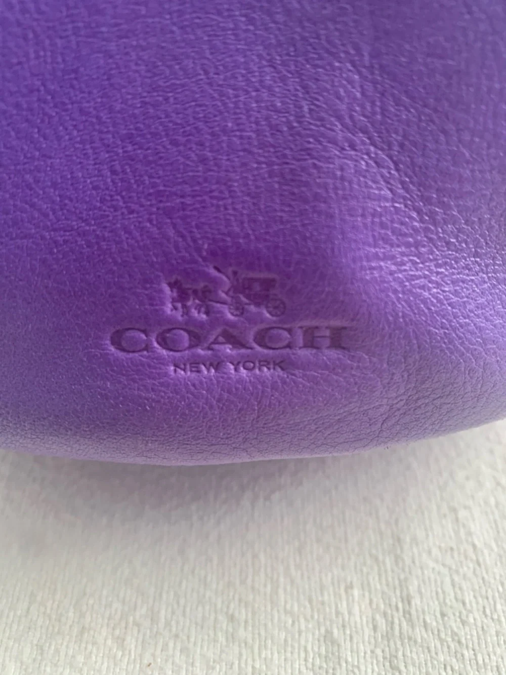 Vintage 2014 Coach Bleaker Sport Mini Duffle Purple Cross Body Bag - Picture 3 of 16